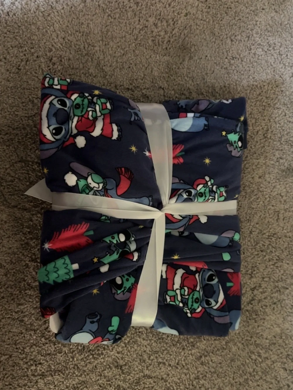 Disney Stitch Christmas Pajamas Brand new! - Picture 3 of 4